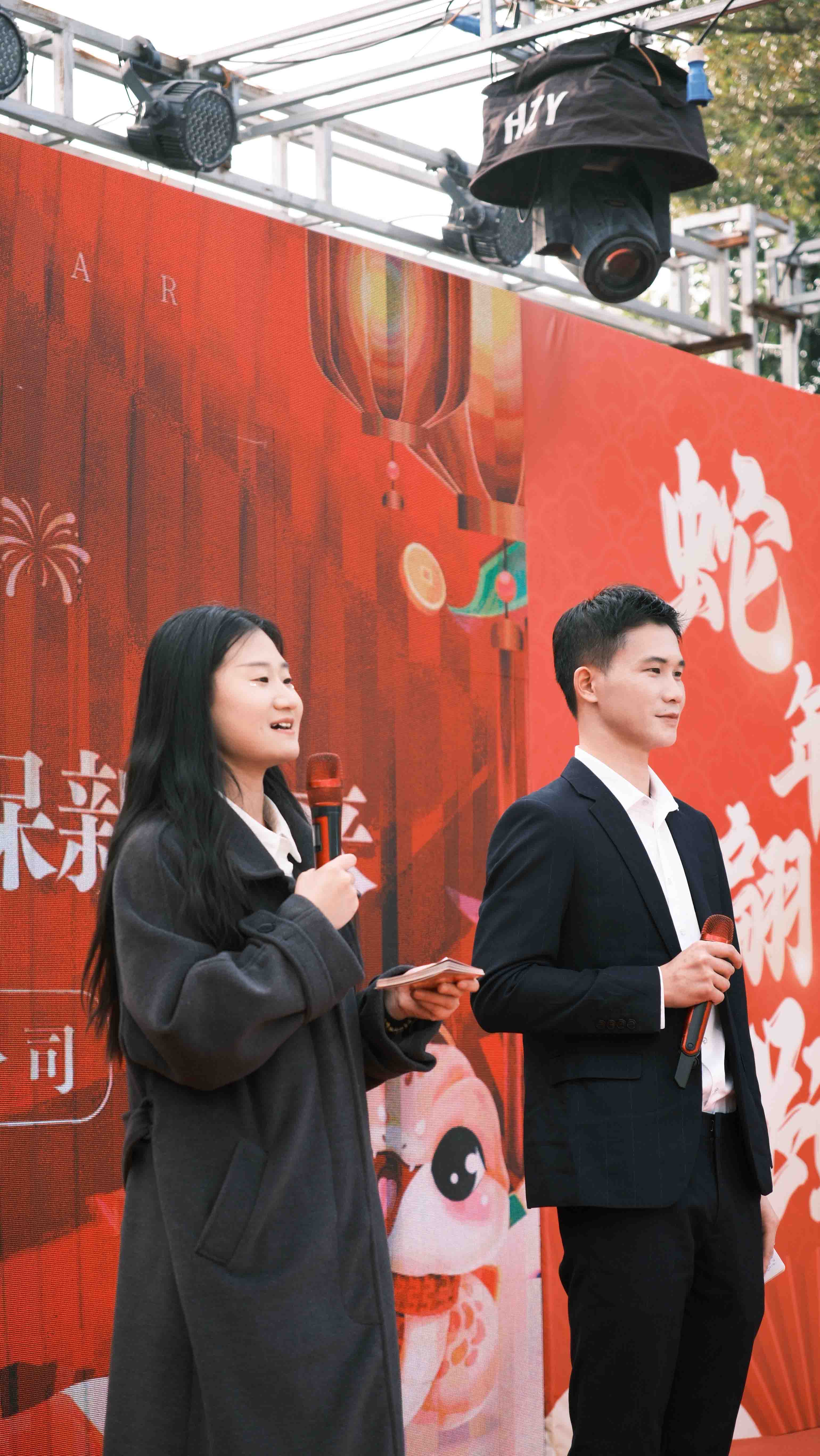 久信達(dá)科技2024年年會圓滿落幕：感恩同行，共創(chuàng)環(huán)保新未來，乘風(fēng)破浪，夢想起航(圖4)